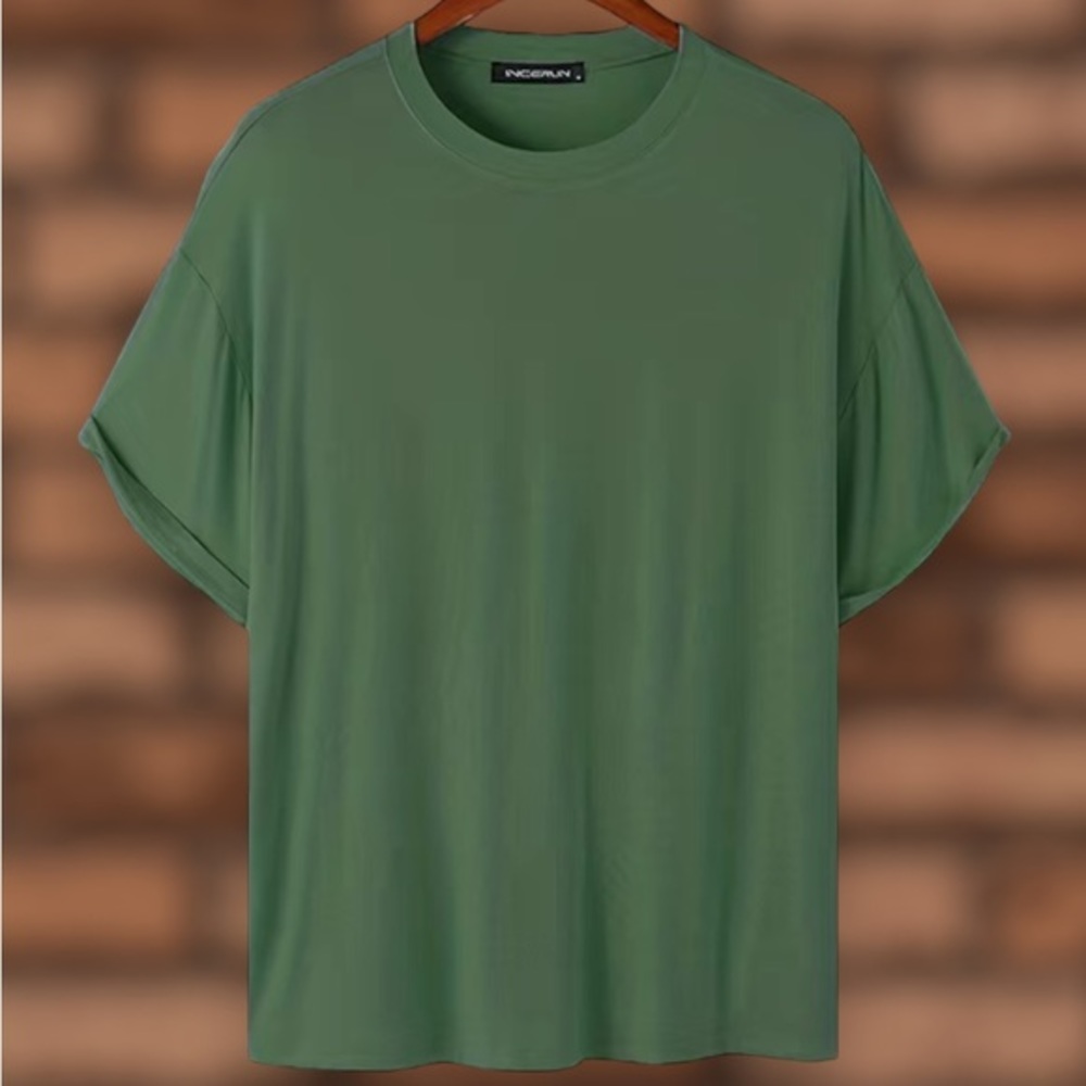 NWT - Men’s Casual Wear Short Sleeve Crew Neck Tee-Shirt (Army Green / Multiple)